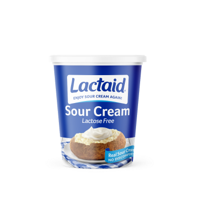 Frente del envase de la crema agria sin lactosa Lactaid
